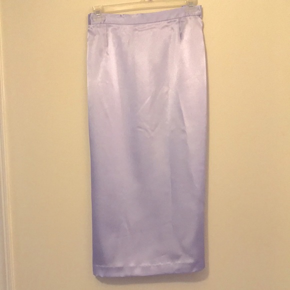 Women’s plus size 2 piece full length skirt suit lavender with crystal buttons. - Picture 2 of 5